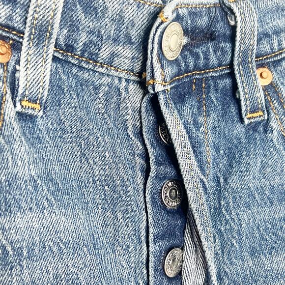 LEVI'S 501 Original Fit Jean Button Fly High Rise Medium Wash Denim Womens Sz 27 - Picture 5 of 10